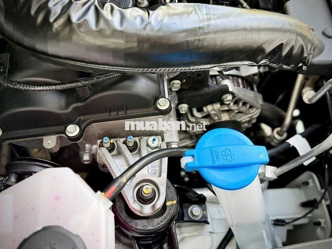 Hyundai i10 hatback 2024 Số tự động Trắng