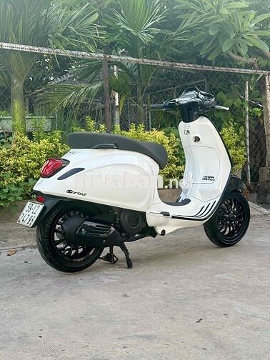 Vespa Sprint 125 2016 Trắng Bstp 9 chủ