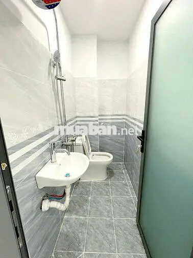 Nhà mới đúc lửng 3pn (4m x 10m) đg HT-43 gần khu cn-Tân thới Hiệp q12