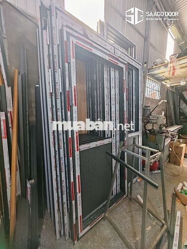 Tuyển 10 Phụ việc nhôm kính tại Buôn Ma Thuột 