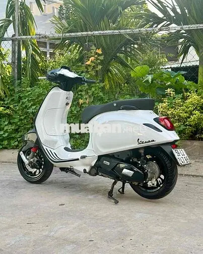 Vespa Sprint 125 2016 Trắng Bstp 9 chủ