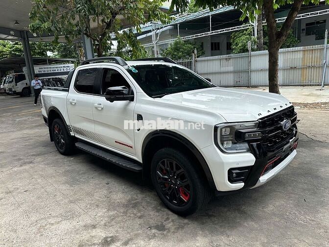 Ford Ranger Stormtrak 2024 4x4 lướt Trắng vay 75%