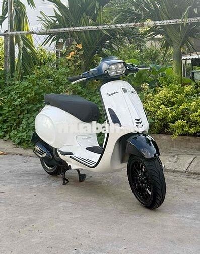 Vespa Sprint 125 2016 Trắng Bstp 9 chủ
