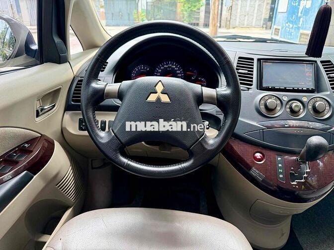 Mitsubishi Grandis 2008 AT chính chủ mua mới