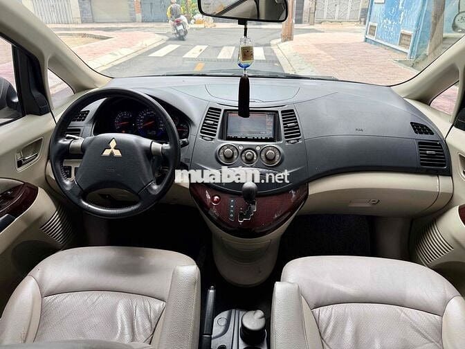 Mitsubishi Grandis 2008 AT chính chủ mua mới