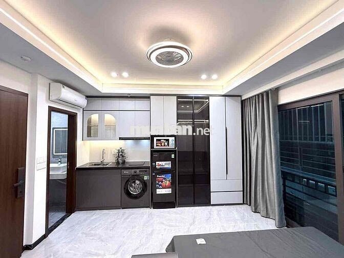 STUDIO FULL NỘI THẤT BAN CÔNG 30m2 NGAY TOÀ NHÀ VIETTEL