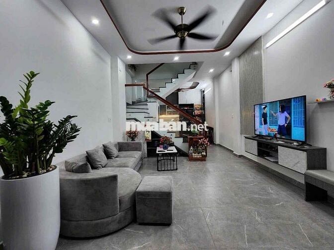 Nhỉnh 7 Tỷ - 45m - 4 Tầng BTCT - 4PN - Hxh Dương Quảng Hàm ngay CITYLA