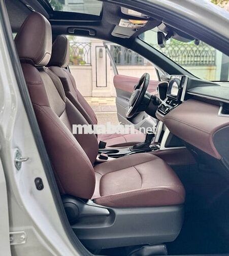 Toyota Corolla Cross 1.8V 2023 Trắng ngọc trai