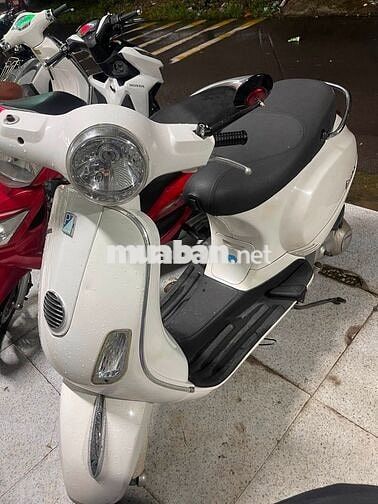 Piaggio Vespa 150cc 2009 Trắng
