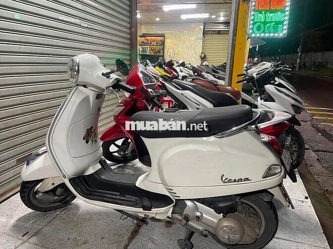 Piaggio Vespa 150cc 2009 Trắng