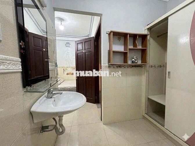 Cho thuê nguyên căn đẹp 1tr2l sth- hẻm Chính Thắng, Phú Nhuận| 2pn3wc