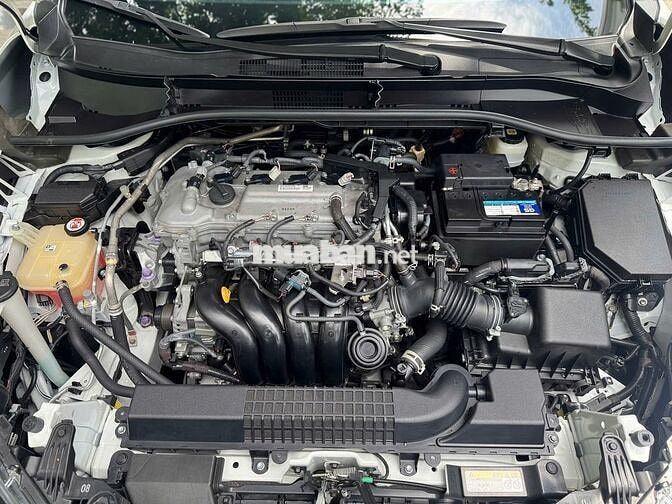 Toyota Corolla Cross 1.8V 2023 Trắng ngọc trai