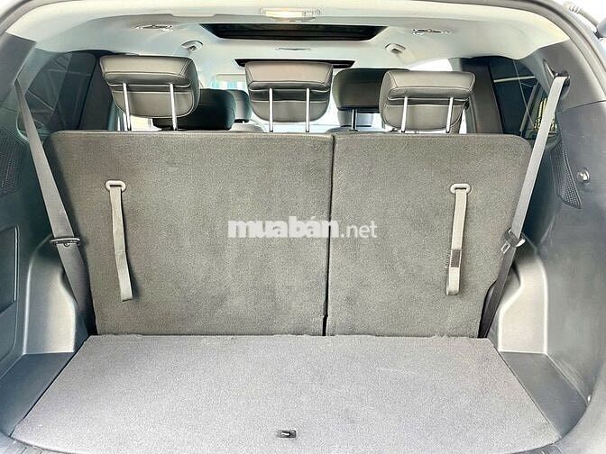 Hyundai Custin 2.0AT 2023 7 chỗ Đen