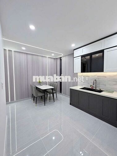 Bán Nhà 5 Tầng Âu Dương Lân P2 Q8,Full Nội Thất