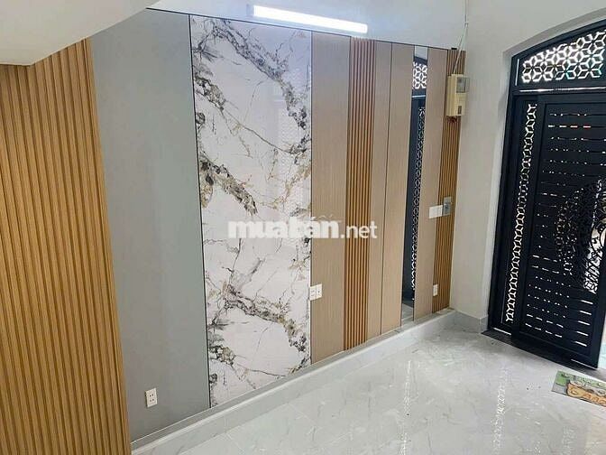 CC Cho Thuê Nhà HXH Đường Lê Văn Sỹ, Quận 3