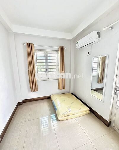 PHÒNG BAN CÔNG 2.8 TRIỆU - NGUYỄN ĐÌNH CHÍNH, PHÚ NHUẬN