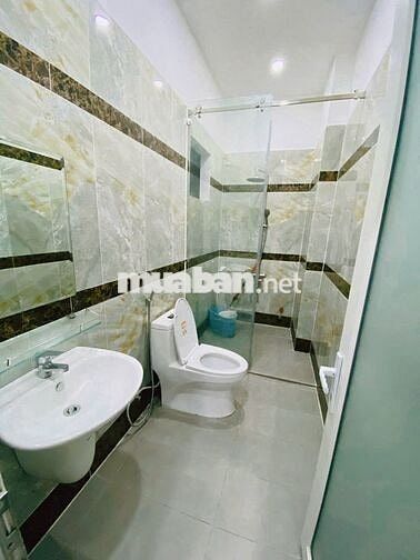 PHÒNG BAN CÔNG 2.8 TRIỆU - NGUYỄN ĐÌNH CHÍNH, PHÚ NHUẬN