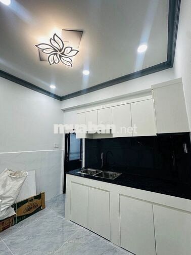 2 TẦNG- 3.1 x 8M- 2PN 2WC- XE HƠI CÁCH 20M- GẦN BX BUÝT HIỆP THÀNH