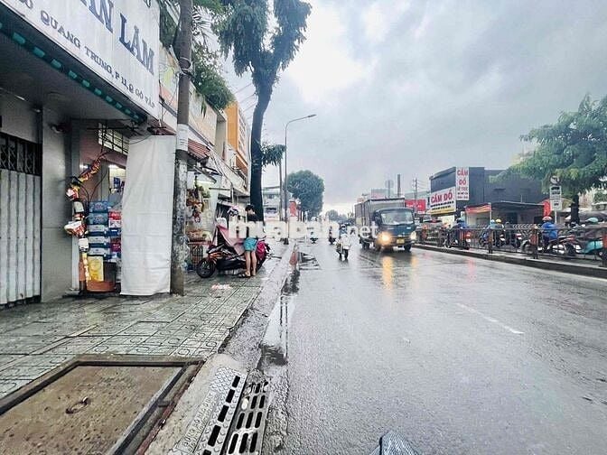 CHO THUÊ NHÀ MẶT TIỀN QUANG TRUNG P10 GÒ VẤP NGAY NGÃ TƯ THỐNG NHẤT