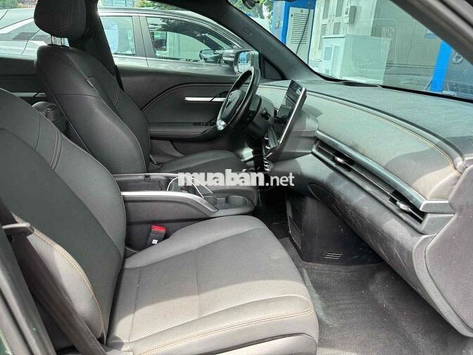 VinFast VF6 Plus 2025 Xanh rêu 19000 km