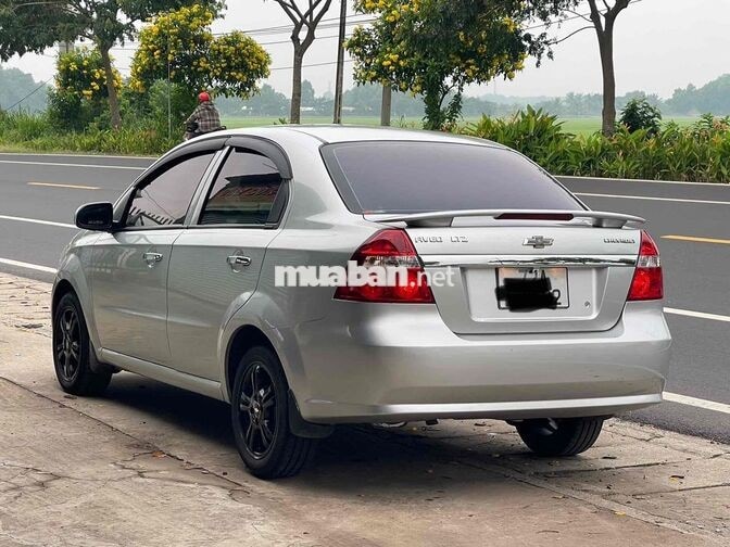 Chevrolet Aveo Số tự động 2017