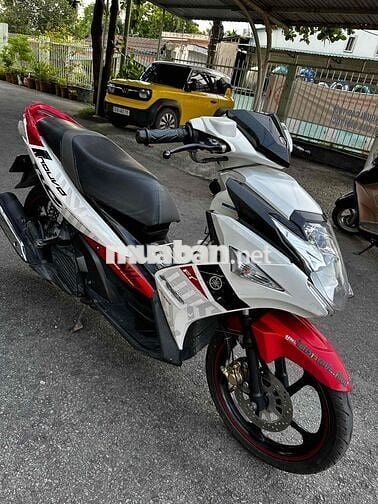 Yamaha Nouvo 6 Trắng, Đỏ, Đen