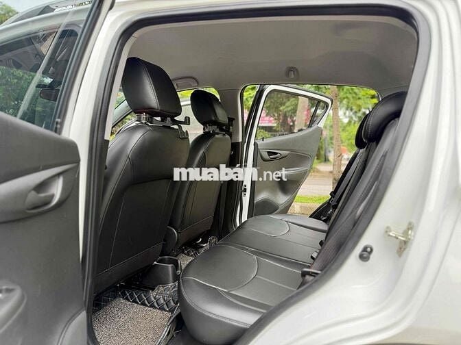 VinFast Fadil 1.4 AT 2019 Trắng Tự động