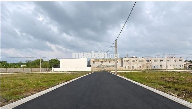 Bán đất Hương Lộ 7, Tân Bình ngay cầu tân triều 100m2 giá 1,45 tỷ SHR