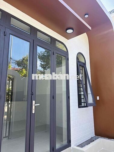 Nhà mới xây rất đẹp kdc Bình Nhựt