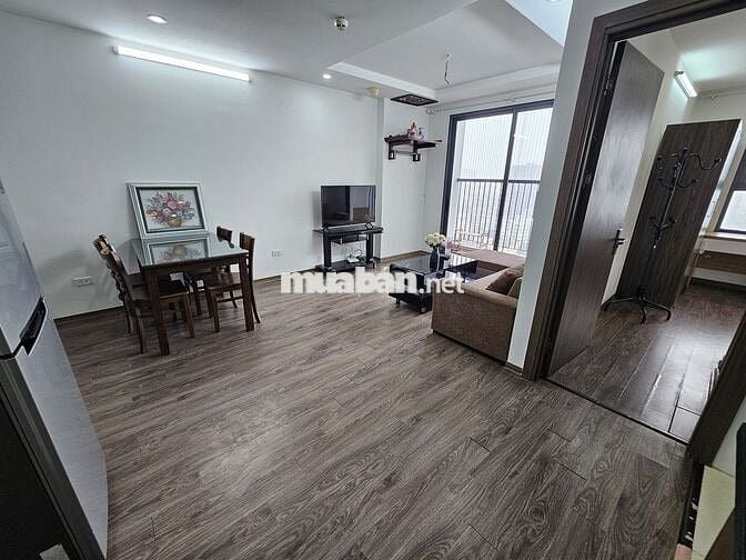 Cho thuê Helios Tower full đồ tầng trung view biệt thự