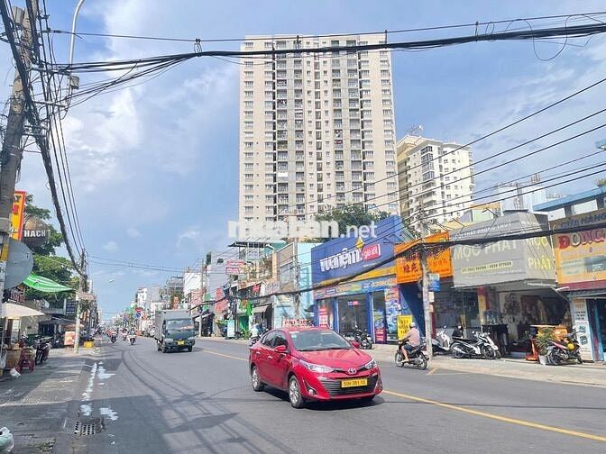 Mặt Tiền Hậu Giang Ngang Lớn 6m - Ngay Mũi Tàu Kinh Dương Vương.