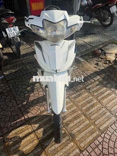 Honda Wave Blade 2017 Trắng Máy zin êm