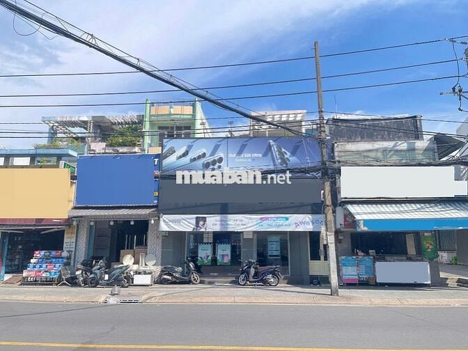 Mặt Tiền Hậu Giang Ngang Lớn 6m - Ngay Mũi Tàu Kinh Dương Vương.