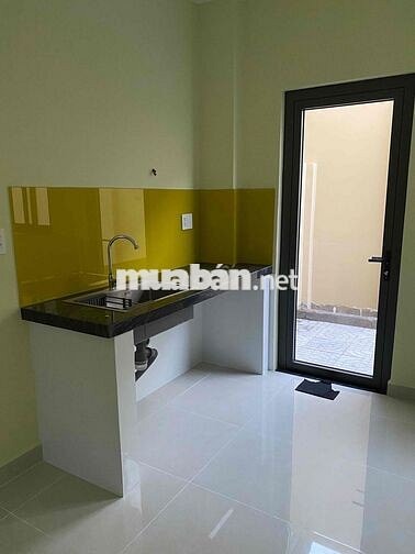 Căn hộ mới xây, cho thuê giá phải chăng