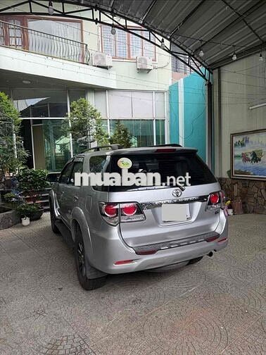 Toyota Fortuner 2016 Dầu Bạc