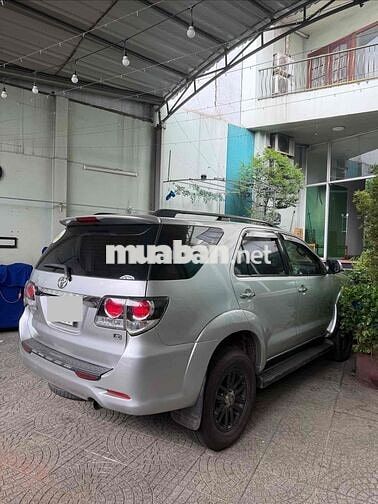 Toyota Fortuner 2016 Dầu Bạc
