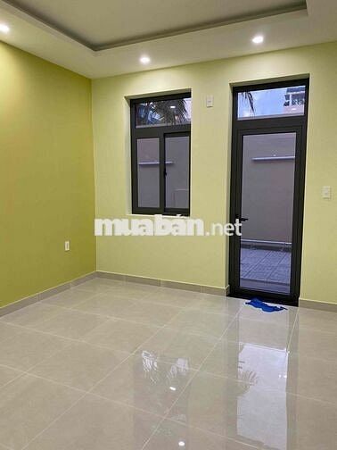 Căn hộ mới xây, cho thuê giá phải chăng