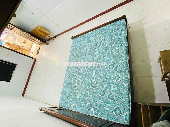 Tôi cho thuê nguyên căn tập thể 40m2 phố Trần Cung giá siêu rẻ