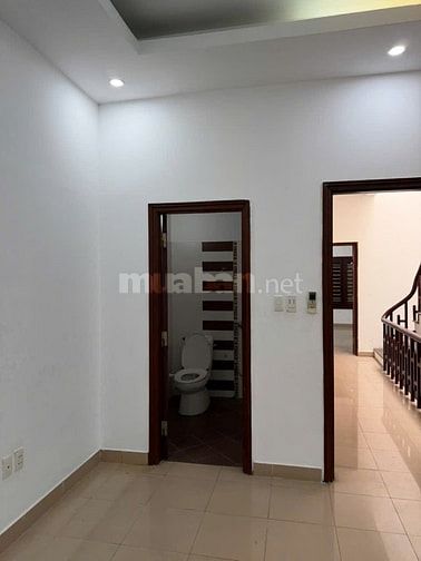 Cho thuê nhà khu F361, phố An Dương, P.Yên Phụ, Q.Tây Hồ