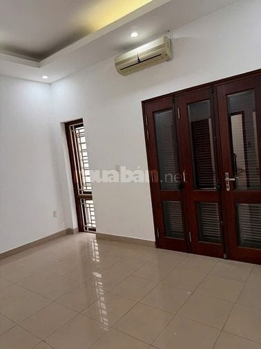 Cho thuê nhà khu F361, phố An Dương, P.Yên Phụ, Q.Tây Hồ