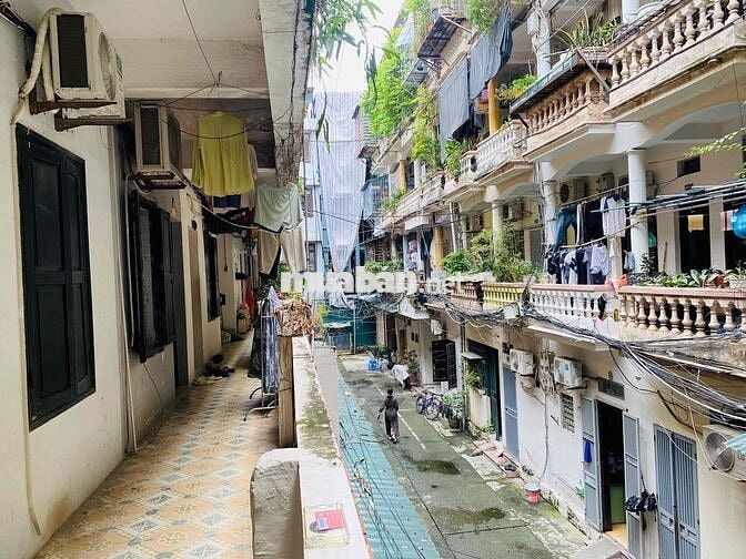 Tôi cho thuê nguyên căn tập thể 40m2 phố Trần Cung giá siêu rẻ