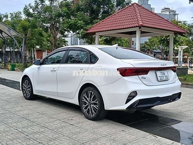 KIA K3 MT 2022 32.000 km Trắng