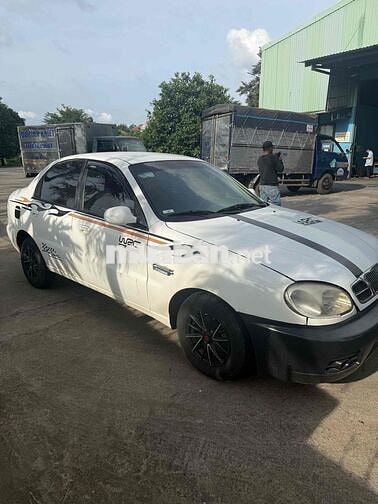 Daewoo Lanos Trắng 5 chỗ