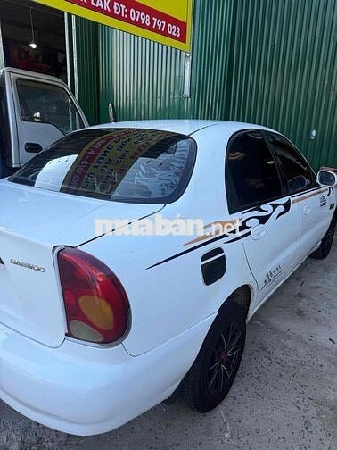 Daewoo Lanos Trắng 5 chỗ