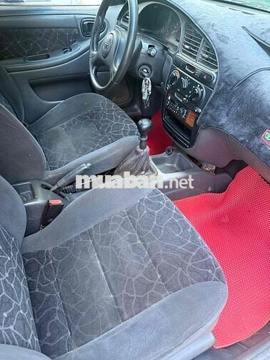 Daewoo Lanos Trắng 5 chỗ