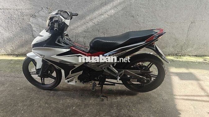 Yamaha Exciter 150 Trắng Đỏ Đen