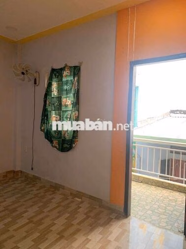nhà gần mt vị trí đẹp 5,5x10 tr L 1 lầu 3pn ng. Văn Lạc bình thạnh