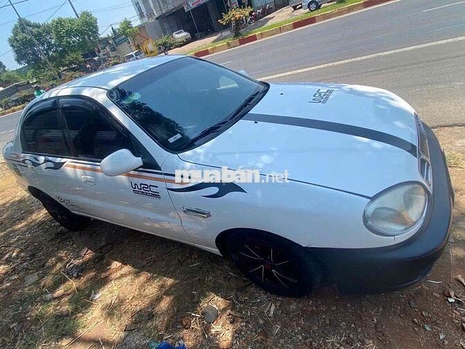Daewoo Lanos Trắng 5 chỗ