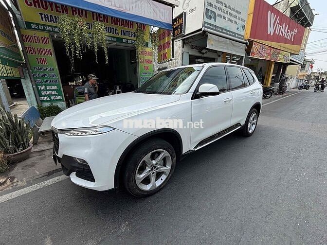 VinFast Lux SA2.0 SUV Trắng 7 chỗ Tự động