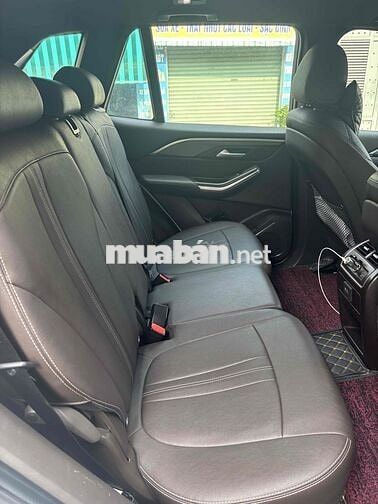 VinFast Lux SA2.0 SUV Trắng 7 chỗ Tự động